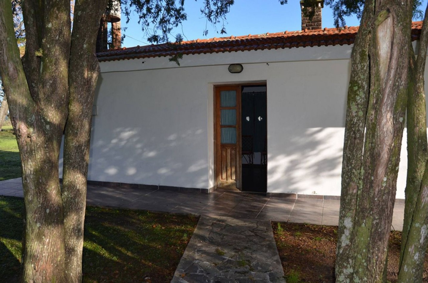 EN VENTA CASA QUINTA SOBRE RUTA