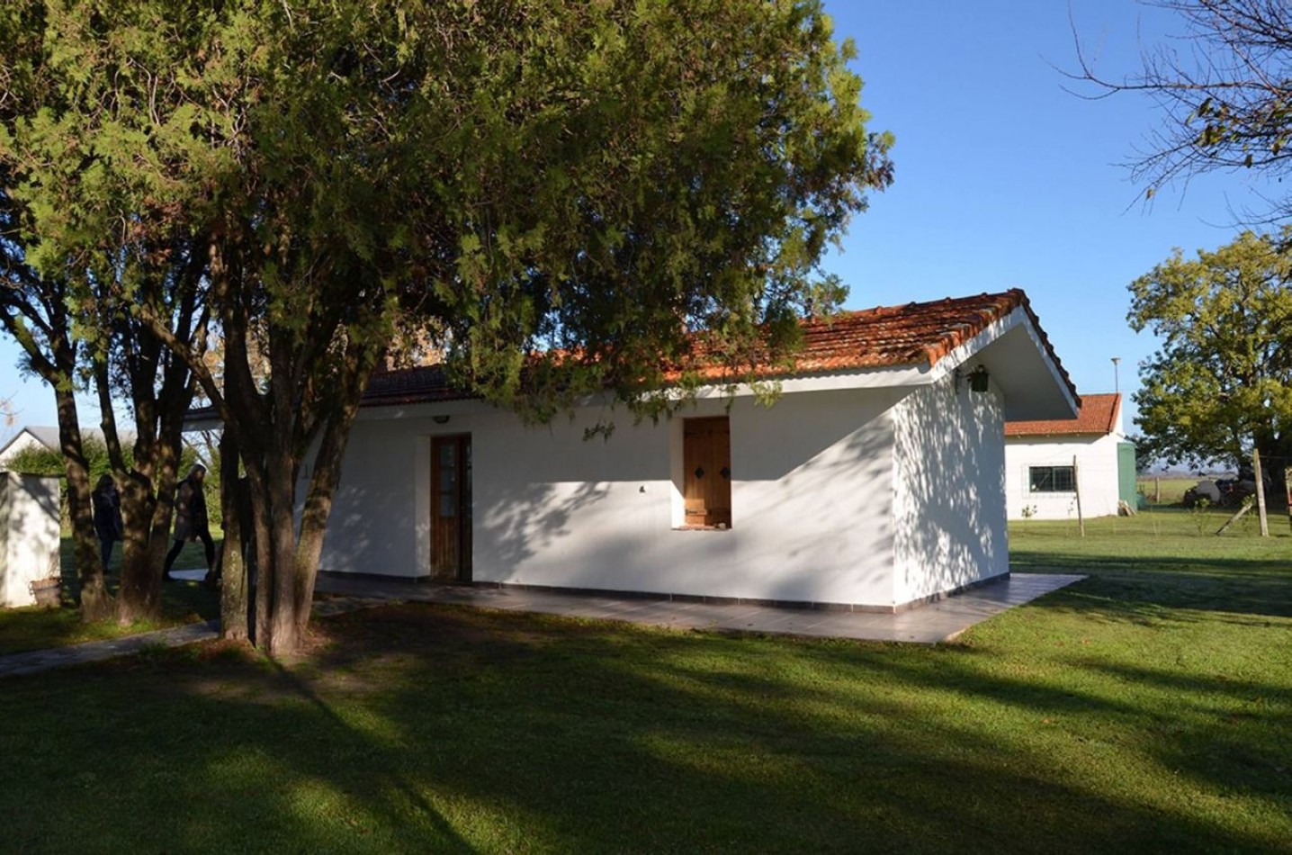 EN VENTA CASA QUINTA SOBRE RUTA