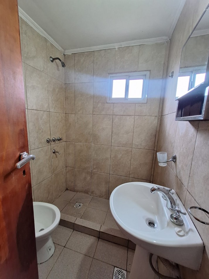 ALQUILO DUPLEX EN COMPLEJO CERRADO