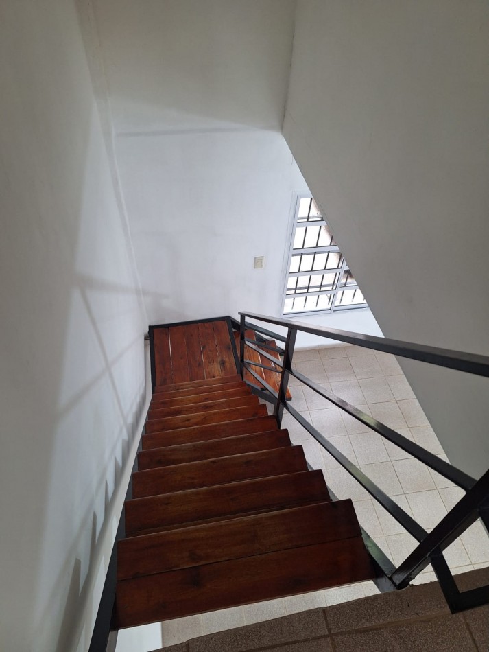 ALQUILO DUPLEX EN COMPLEJO CERRADO