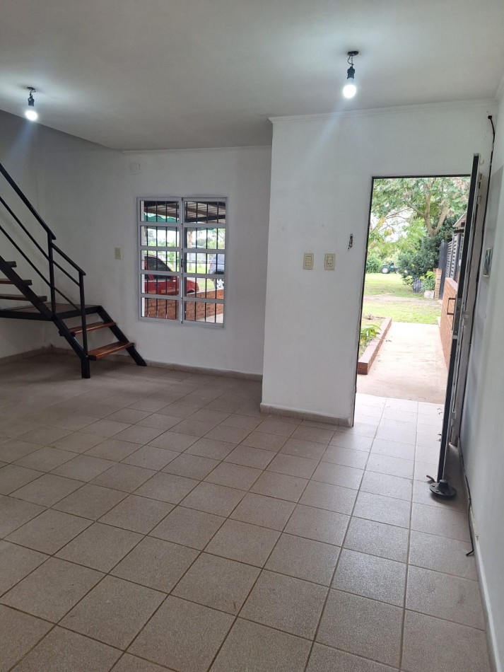 ALQUILO DUPLEX EN COMPLEJO CERRADO