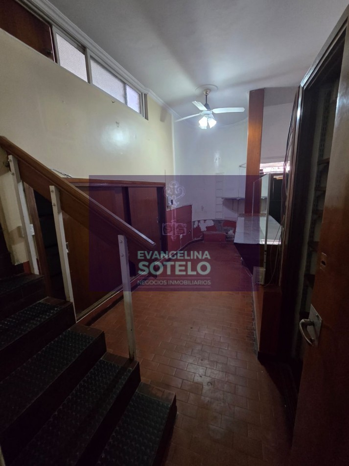 ALQUILO PROPIEDAD  EN MICROCENTRO