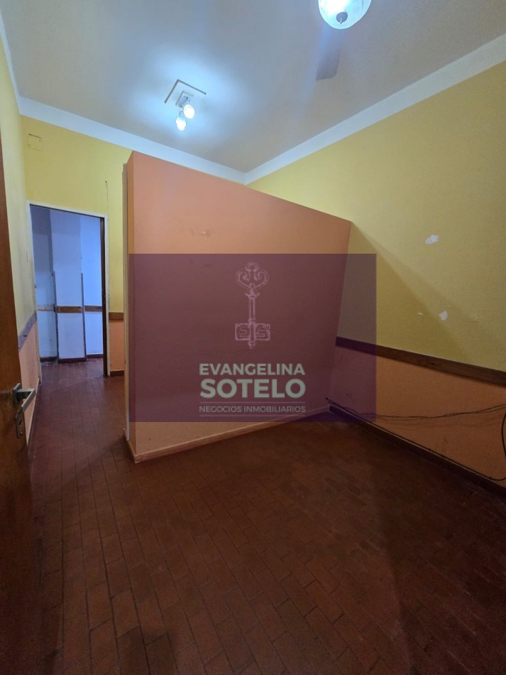 ALQUILO PROPIEDAD  EN MICROCENTRO