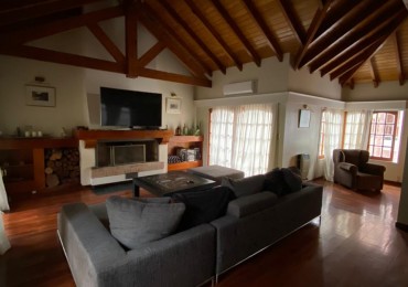 EN VENTA HERMOSO CHALET