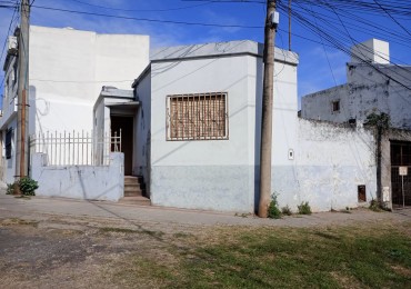 VENDO CASITA MODESTA