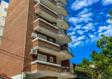 ALQUILO DEPARTAMENTO AMOBLADO DE 3 AMBIENTES ZONA PARQUE